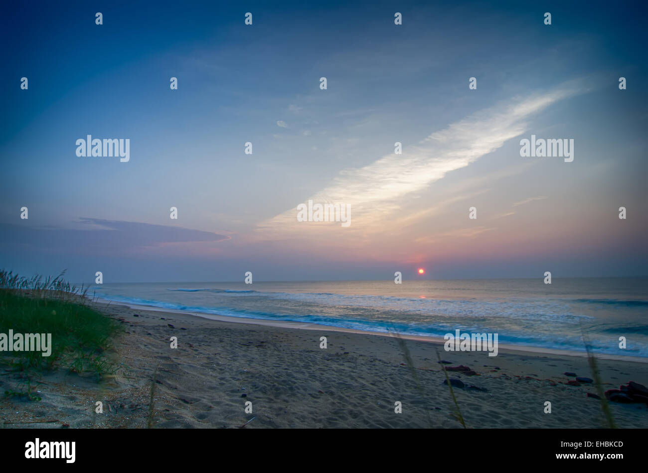 Empty sunrise hi-res stock photography and images - Alamy