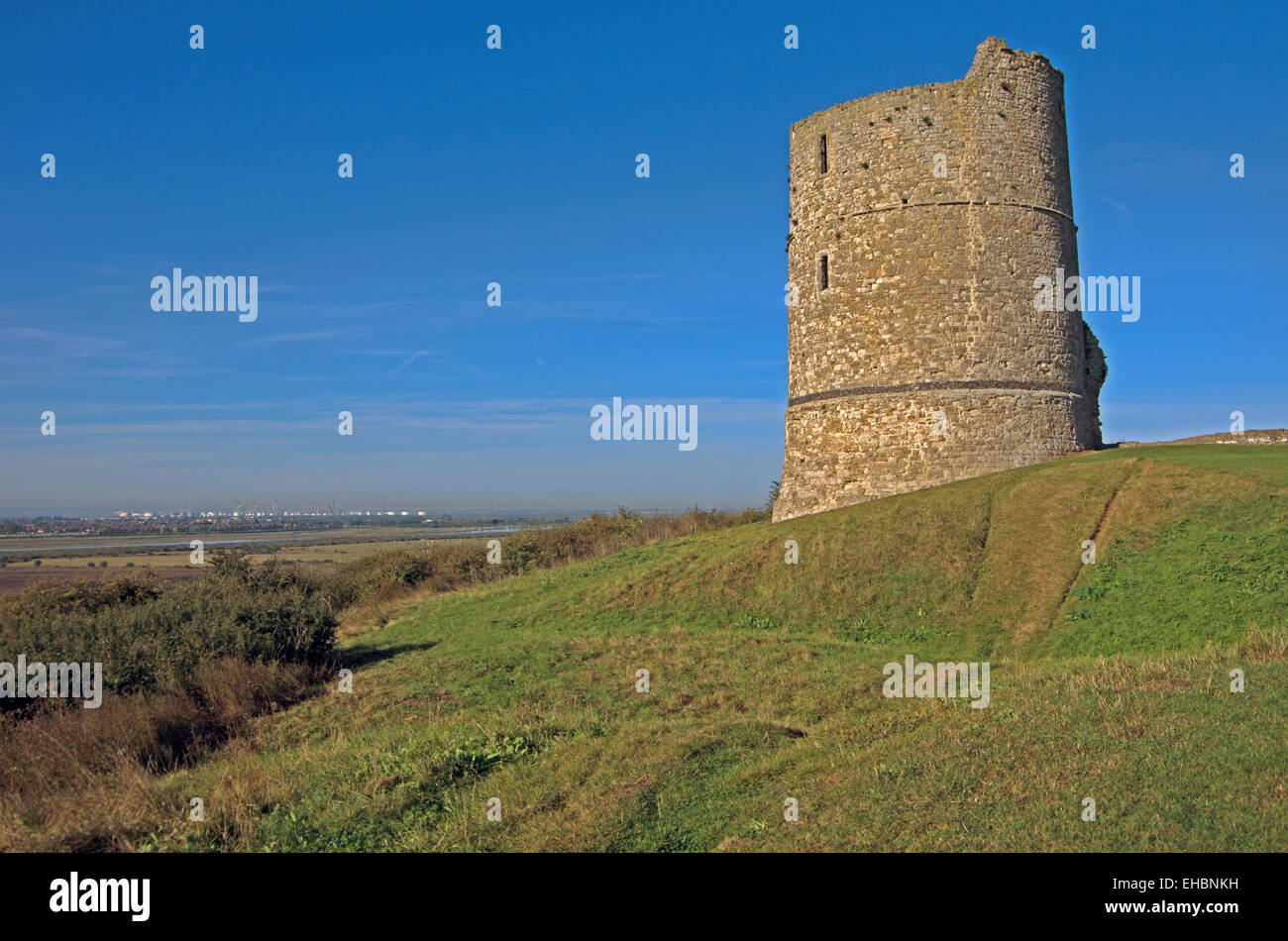 Hadleigh castle hires stock photography and images Alamy