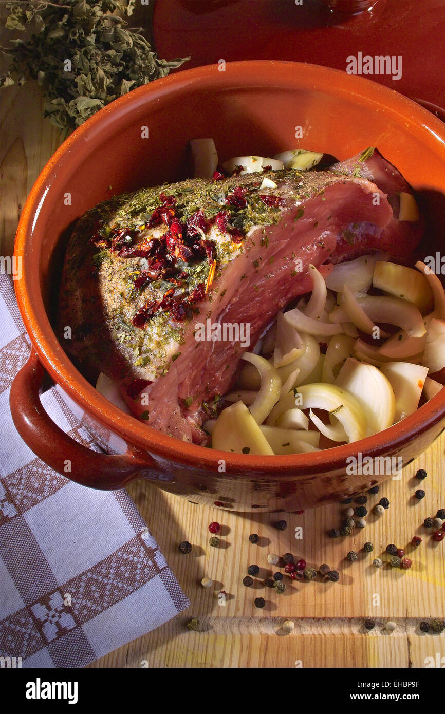 Rosa topf hi-res stock photography and images - Alamy