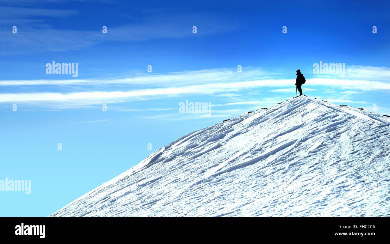 Male mountain climber snow hi-res stock photography and images - Alamy