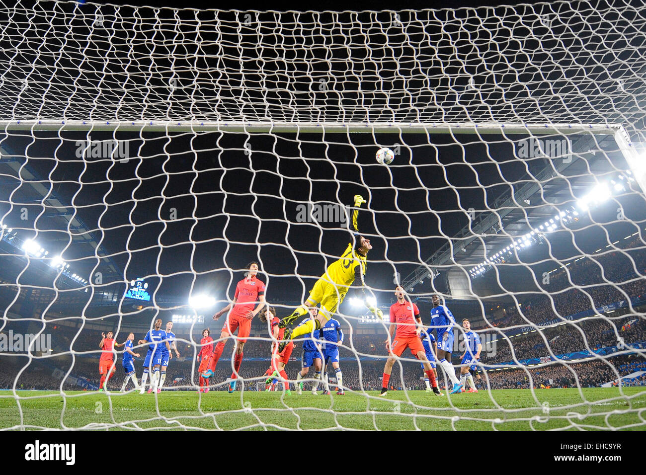 Stamford Bridge, Chelsea, London UK. 11th Mar, 2015. UEFA Champions League second leg. Chelsea versus Paris St Germain. Looping header from Thiago Silva (PSG) past Chelsea keeper Thibaut Courtois (Chelsea) which won the tie on away goals rule for PSG Credit:  Action Plus Sports/Alamy Live News Stock Photo