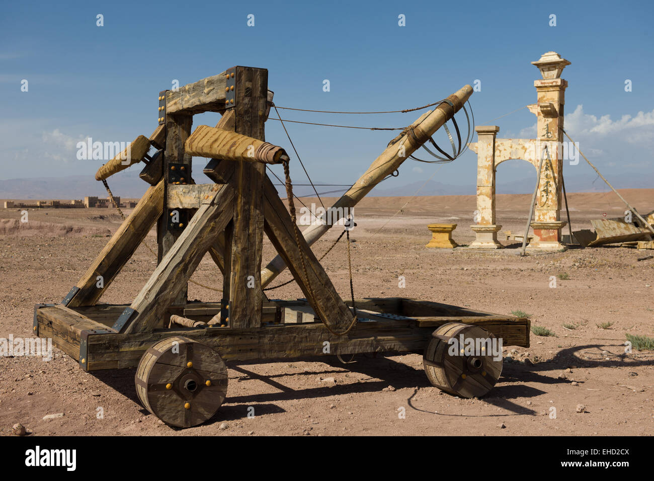 Catapult used in Asterix & Obelix: Mission Cleopatra; with the set of The Way Back behind, Atlas Corporation Film Studios, Ouarzazate, Morocco Stock Photo