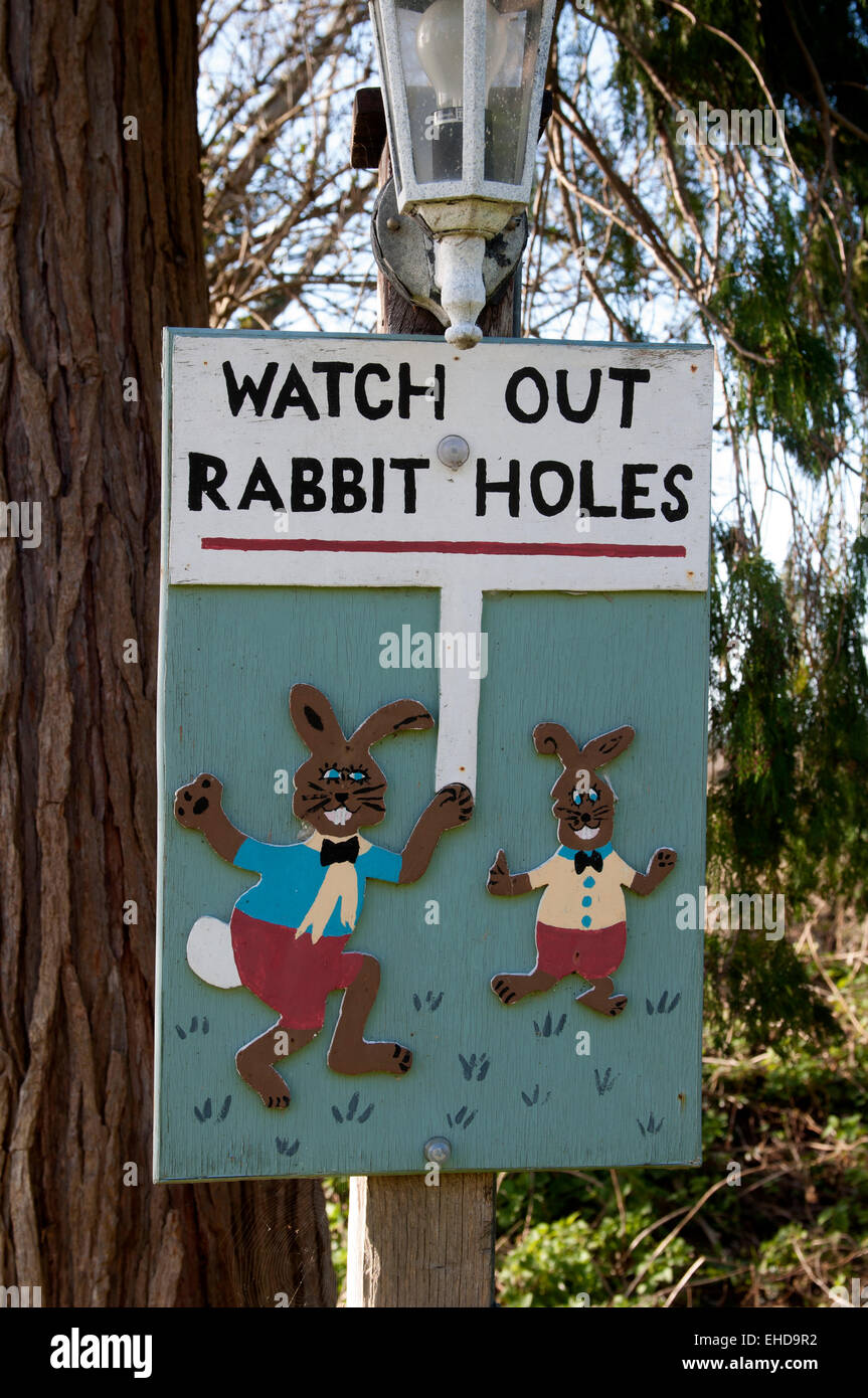 Rabbit holes uk hires stock photography and images Alamy