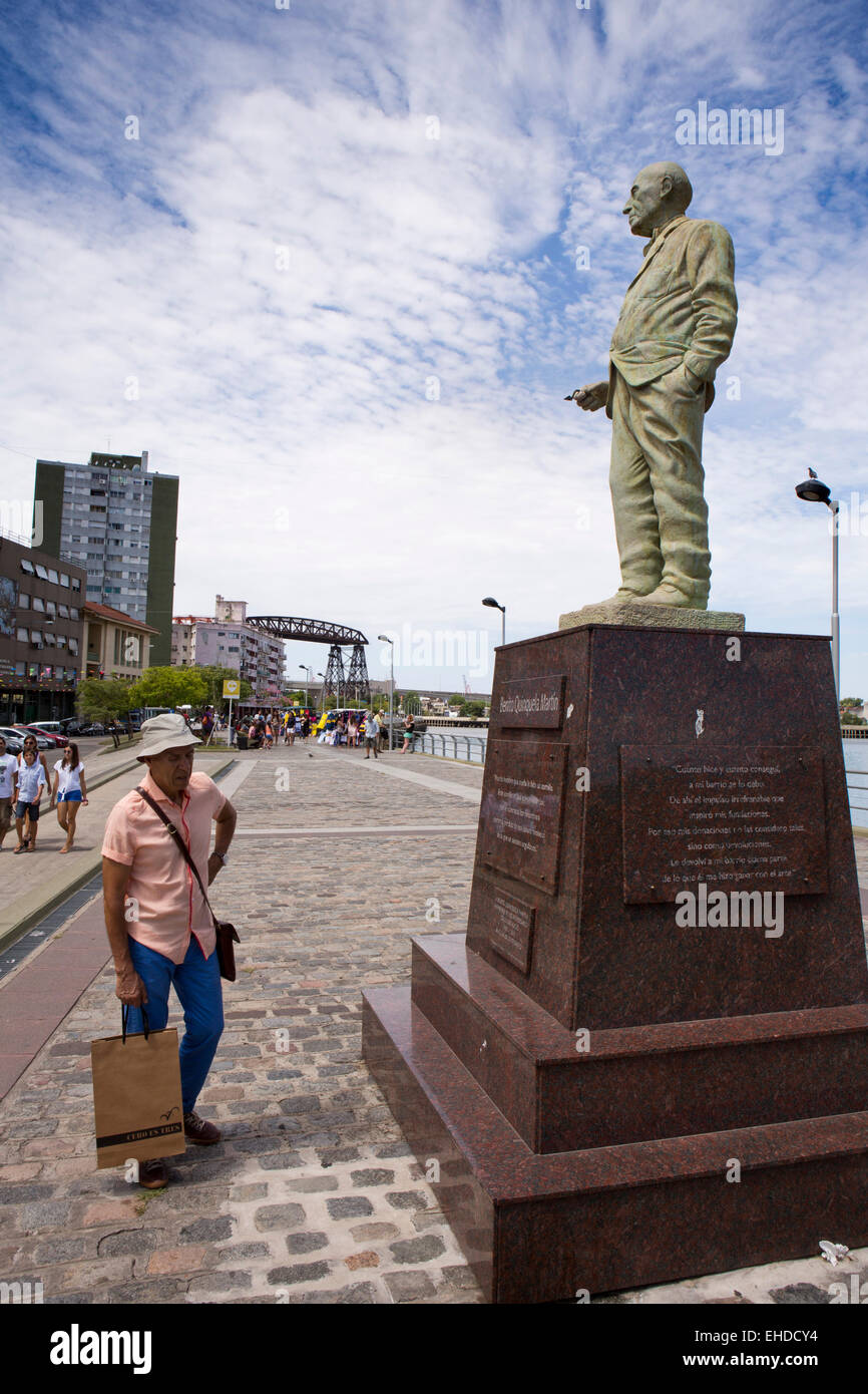 Argentina, Buenos Aires, La Boca, statue commemorating local artist Benito Quinquela Martin Stock Photo
