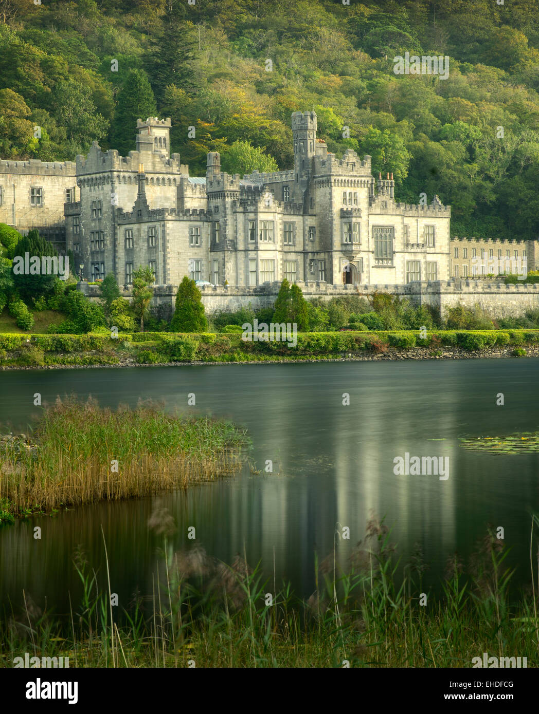 Kylemore Abbey, and lake. Connemara region, Ireland Stock Photo Alamy