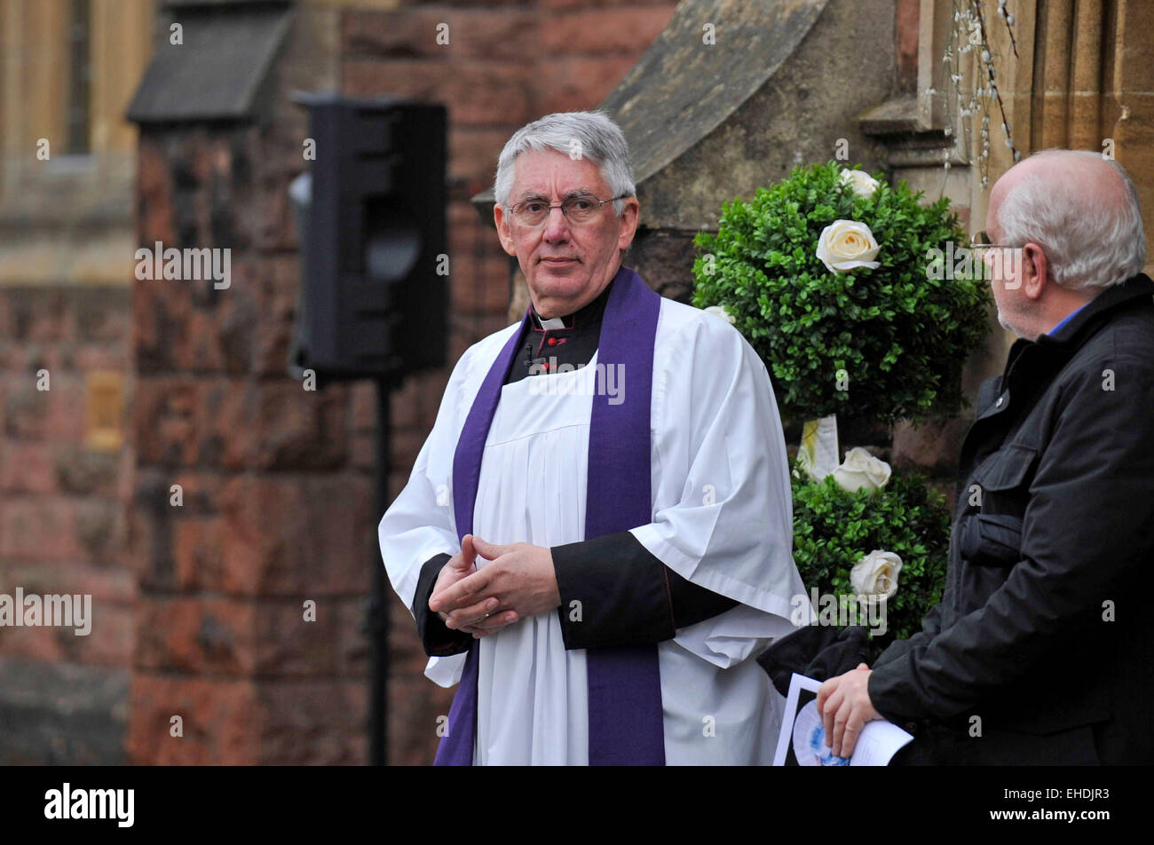 Porthcawl, Wales, UK. 12th Mar, 2015. Vicar at the funeral of Steve ...