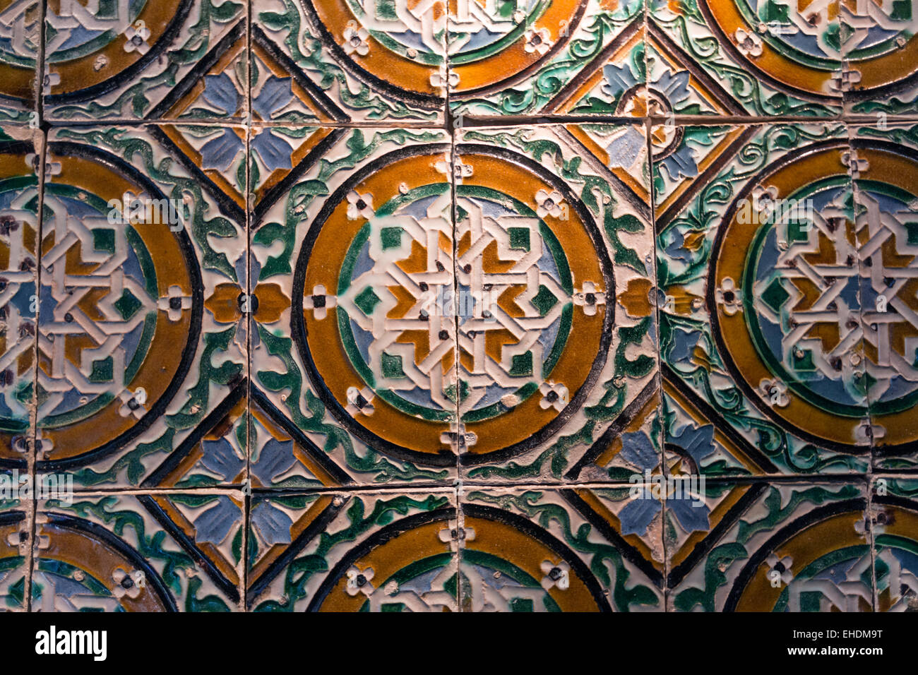 Moorish ceramic tiles in the Real Alcazar Stock Photo - Alamy