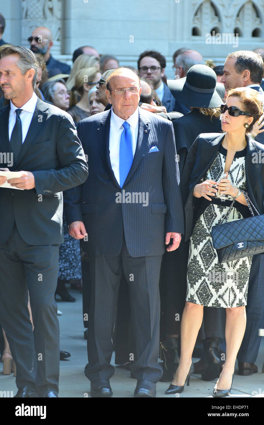 Guests attend the Joan Rivers Memorial Service Featuring: Clive Davis ...