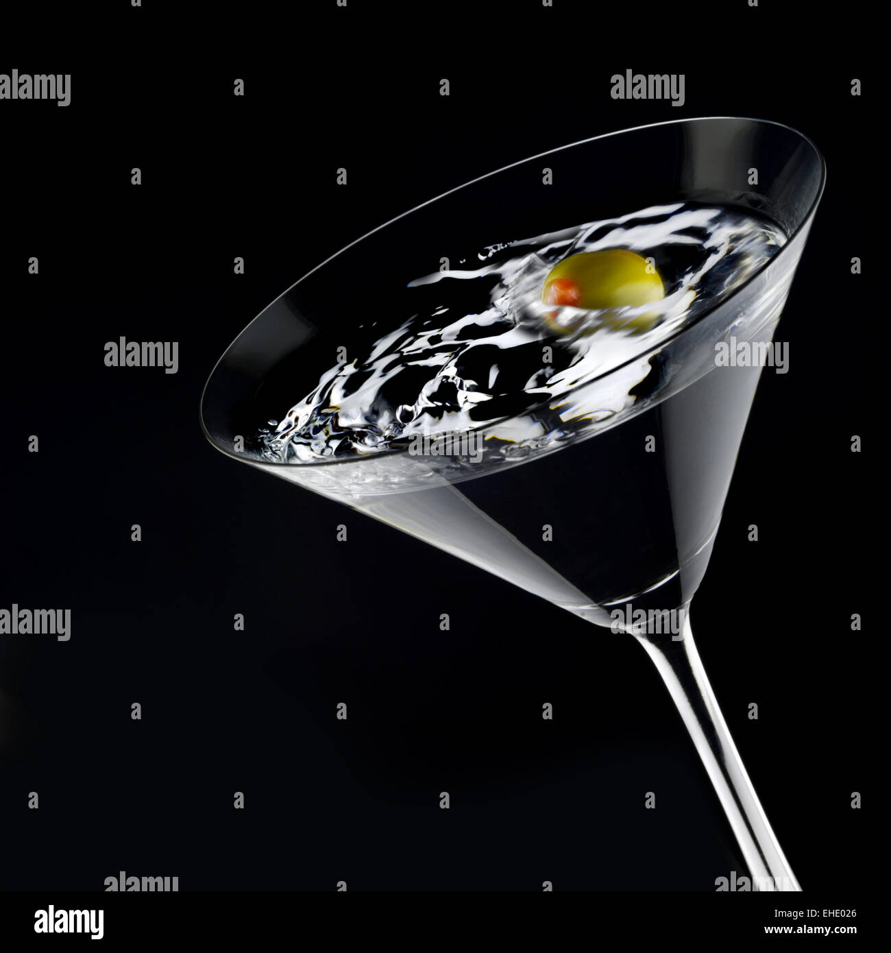 Martini glass splash hi-res stock photography and images - Alamy
