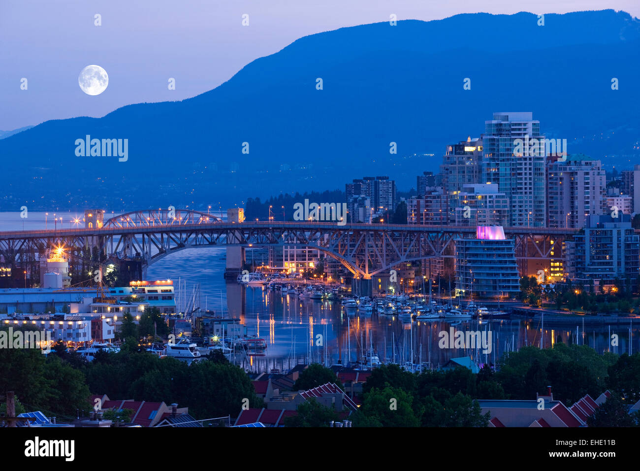 BURRARD STREET BRIDGE FALSE CREEK VANCOUVER SKYLINE BRITISH COLUMBIA ...