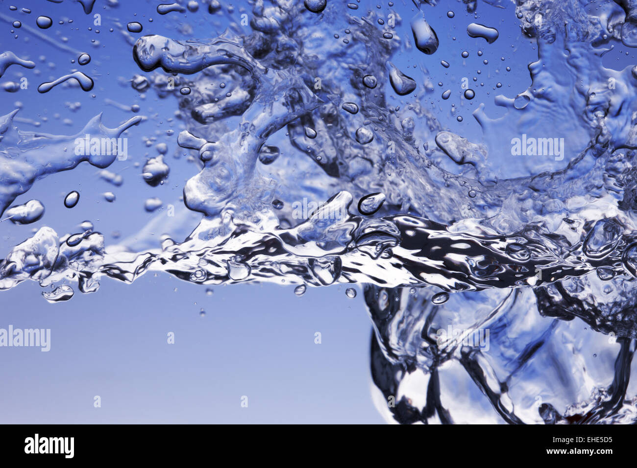 Water splashing hi-res stock photography and images - Alamy