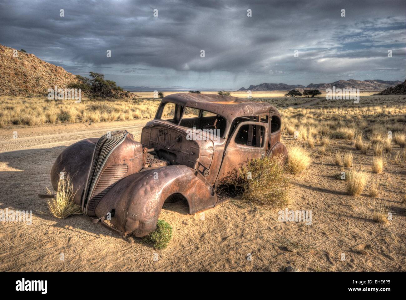 Car wreck landscape hi-res stock photography and images - Alamy