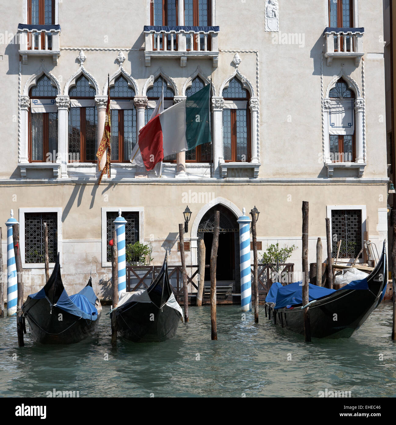 Living in venice Leben in Venedig Stock Photo Alamy