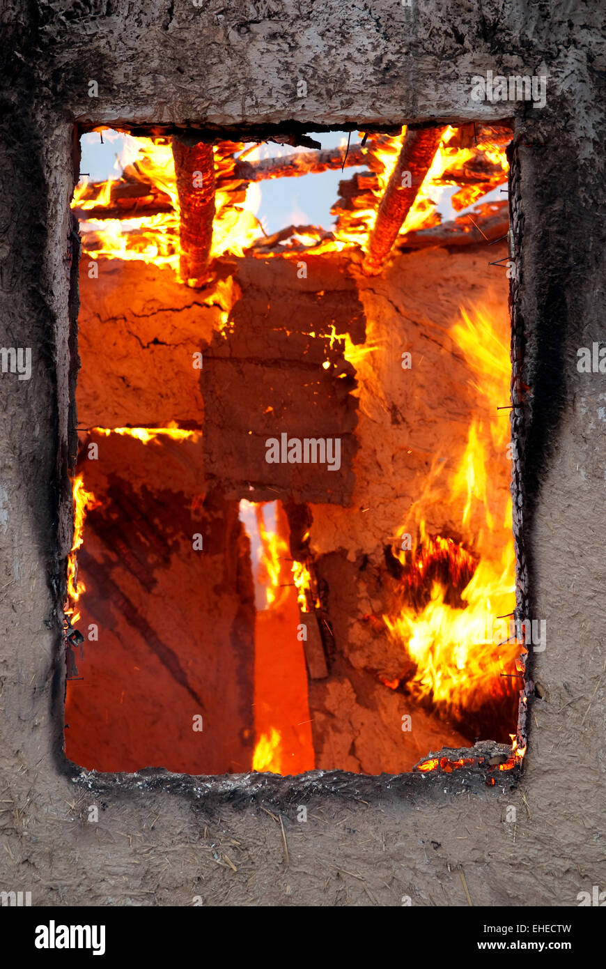 Fire in an abandoned house Stock Photo - Alamy
