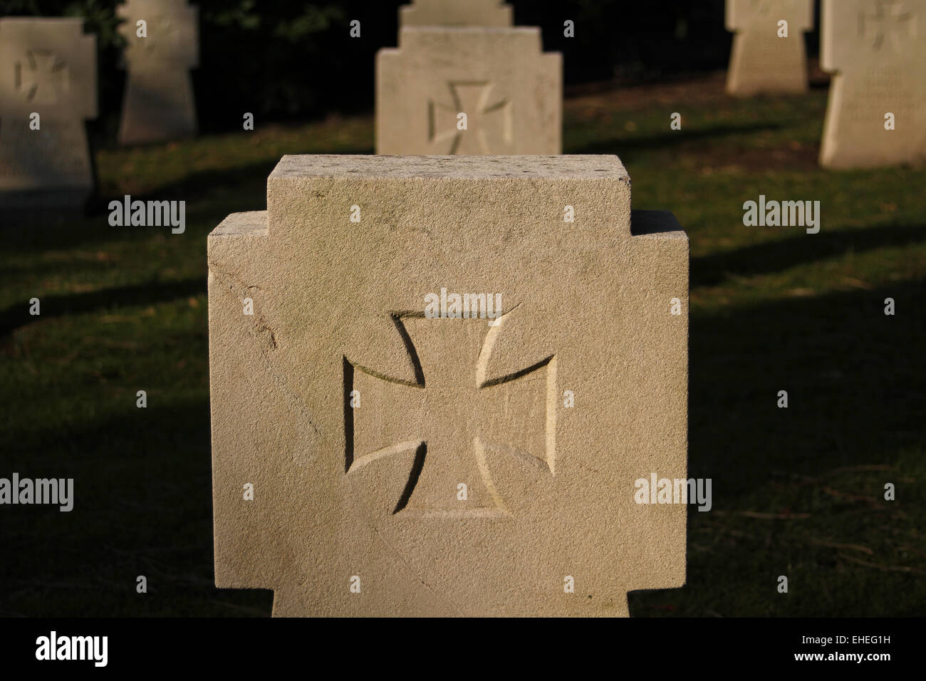 Fallen Gravers Gefallener hi-res stock photography and images - Alamy