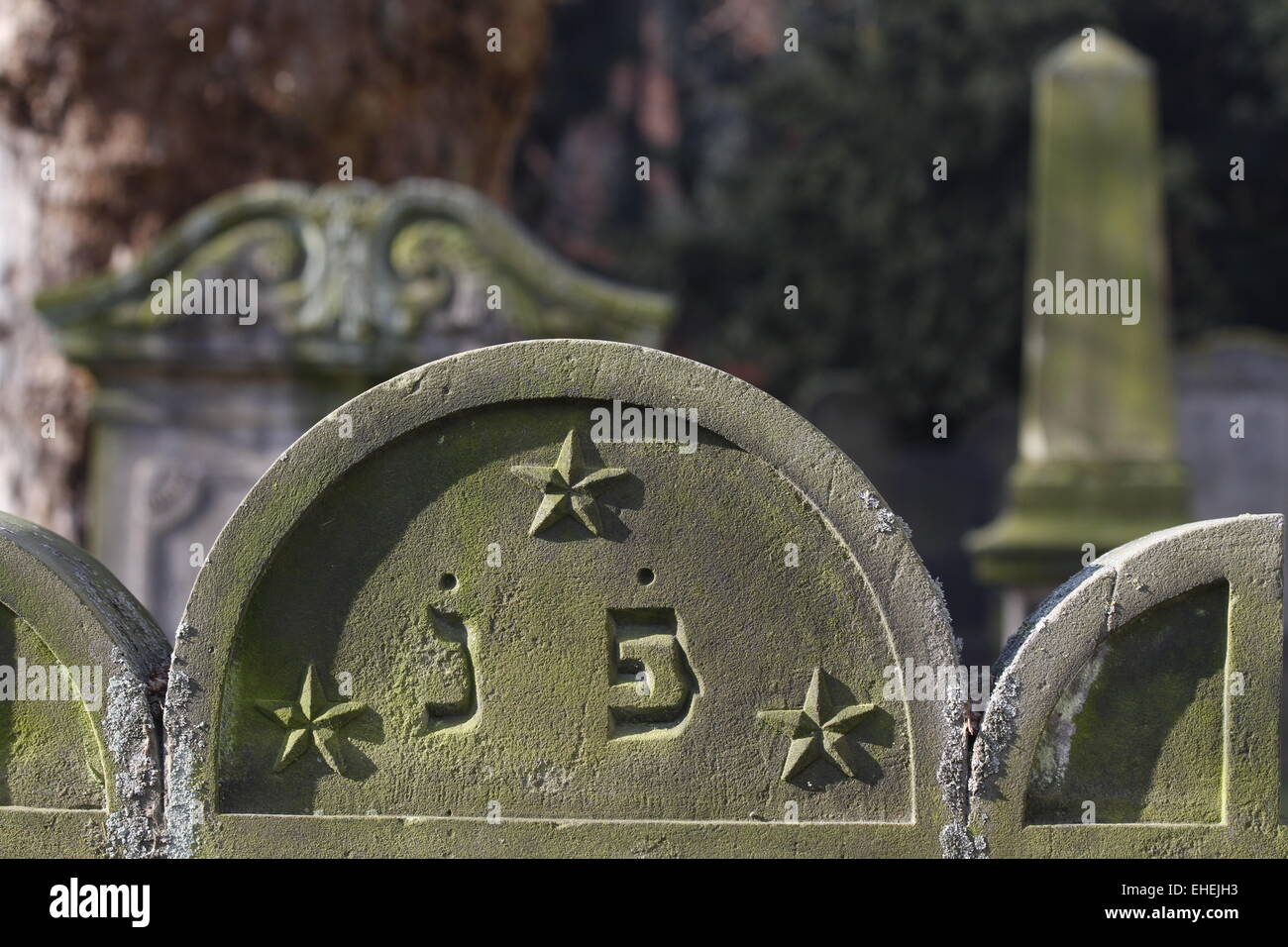 Jewish tombstones hi-res stock photography and images - Alamy