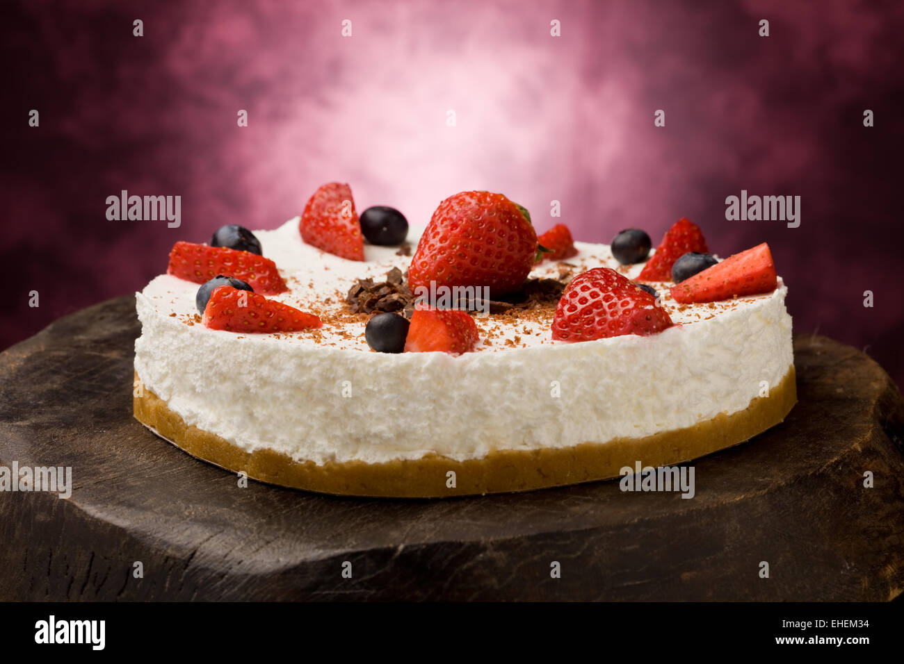 Cake with Strawberries Stock Photo - Alamy