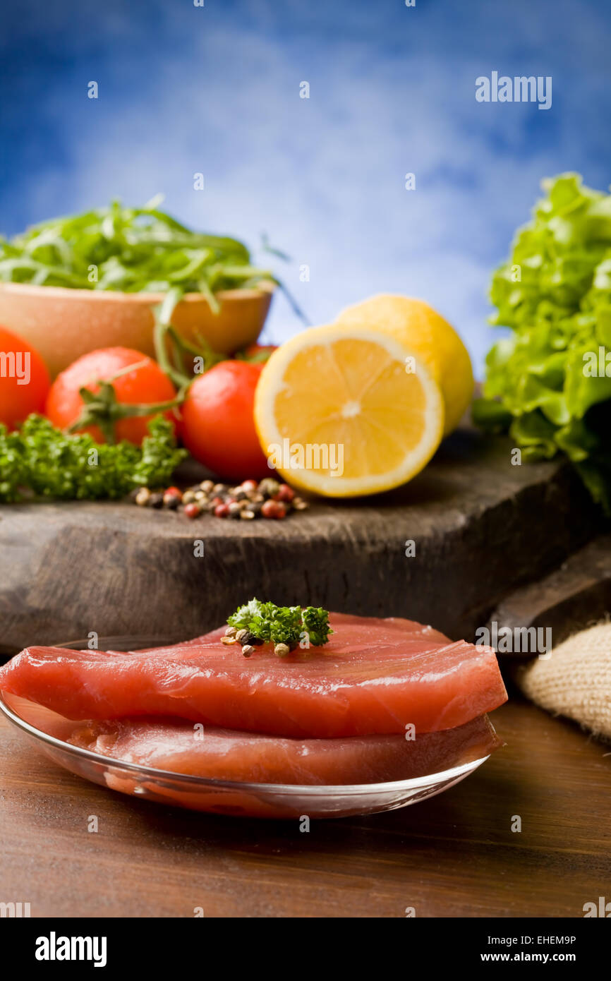 Raw tuna steak hires stock photography and images Alamy