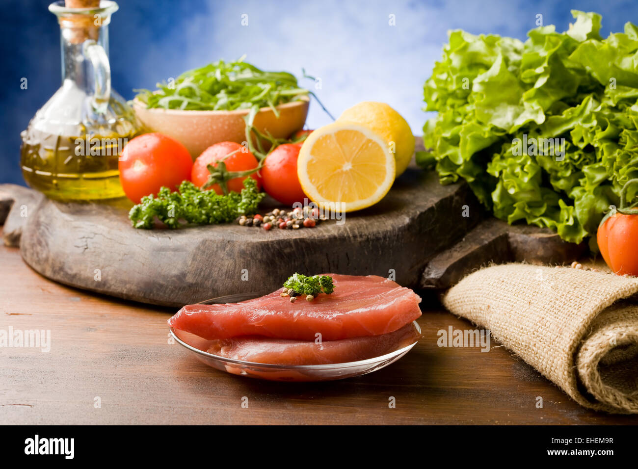 Raw tuna steak hires stock photography and images Alamy