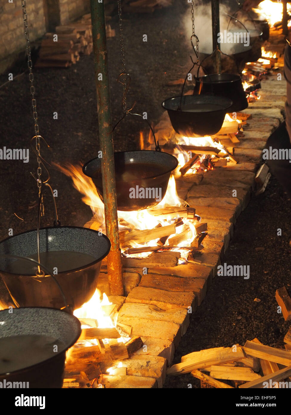 Fish kettle hires stock photography and images Alamy