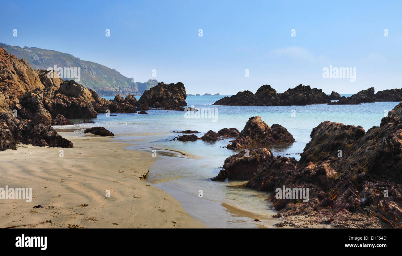 Coastal scene channel island hi-res stock photography and images - Alamy
