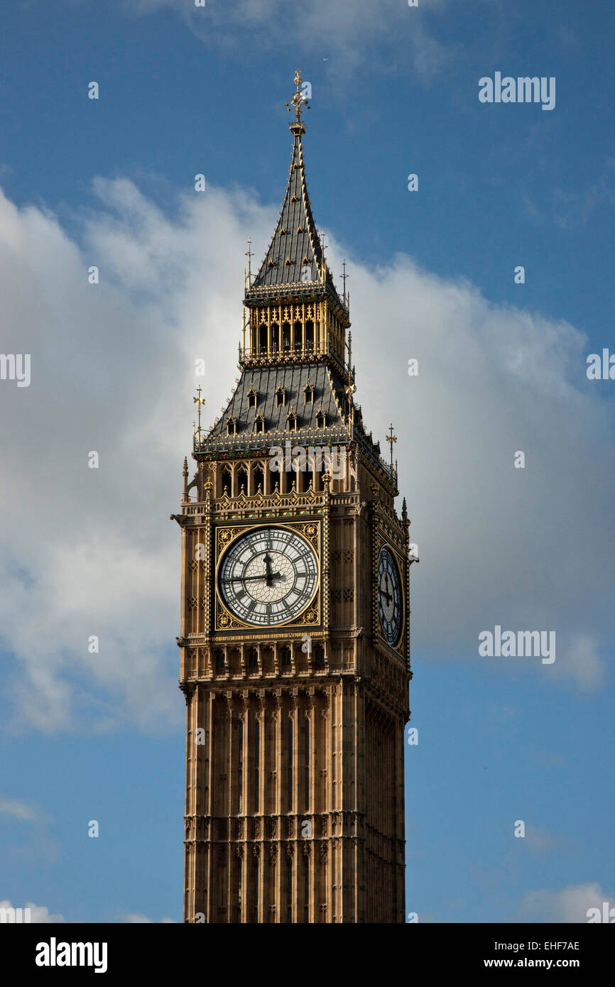 Big Ben in Elizabeth Tower of the Houses of Parliament, London Stock Photo