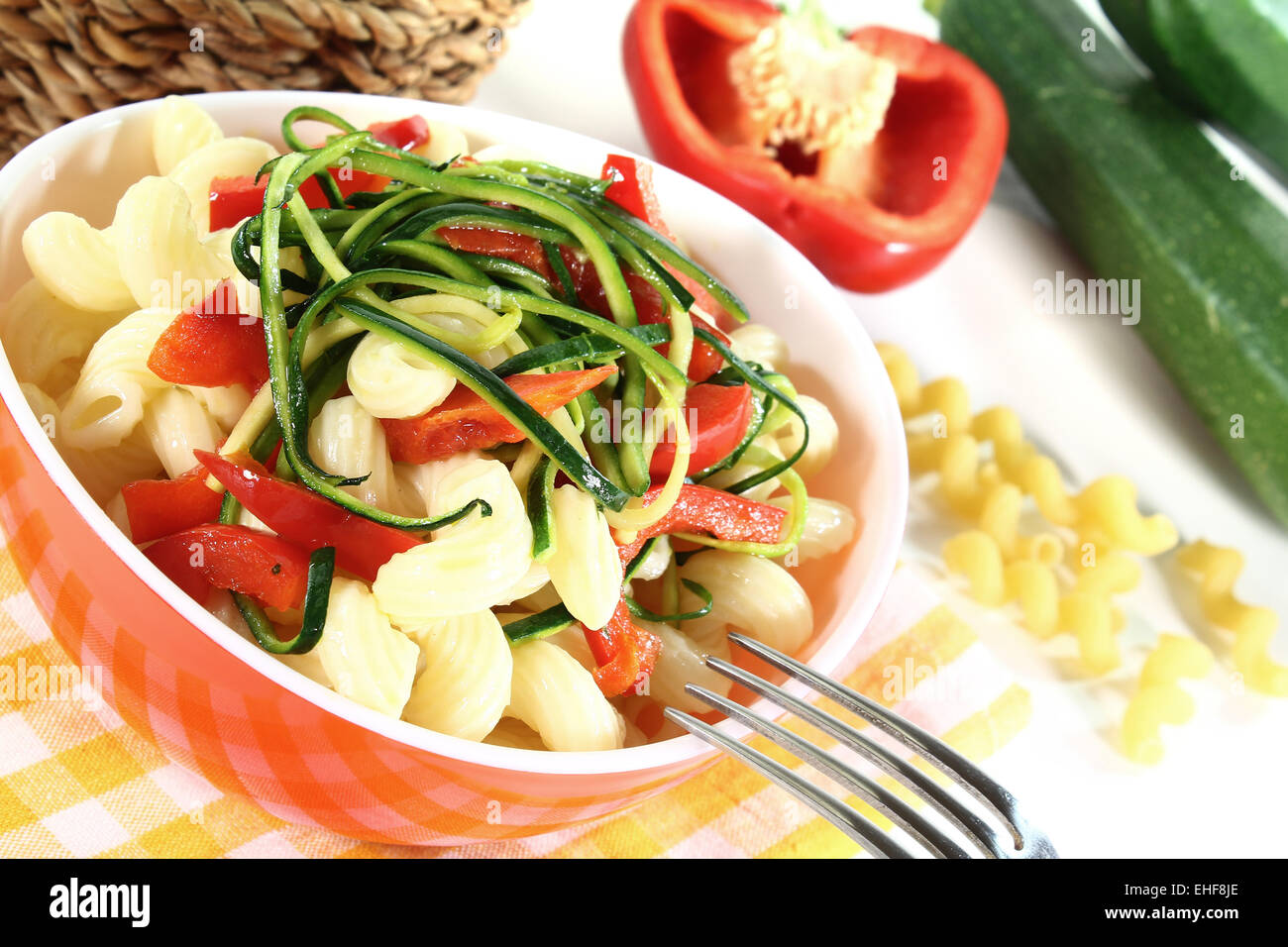 Noodles with vegetables Stock Photo - Alamy