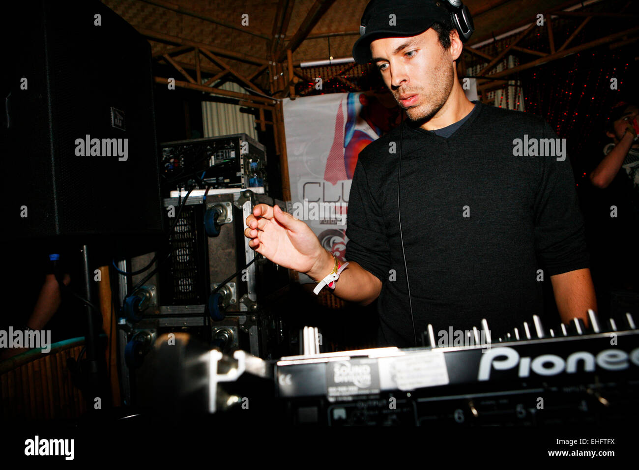 Serge Santiago live at TDK Cross Central Festival 2007 at Canvas in Kings Cross in London. Stock Photo