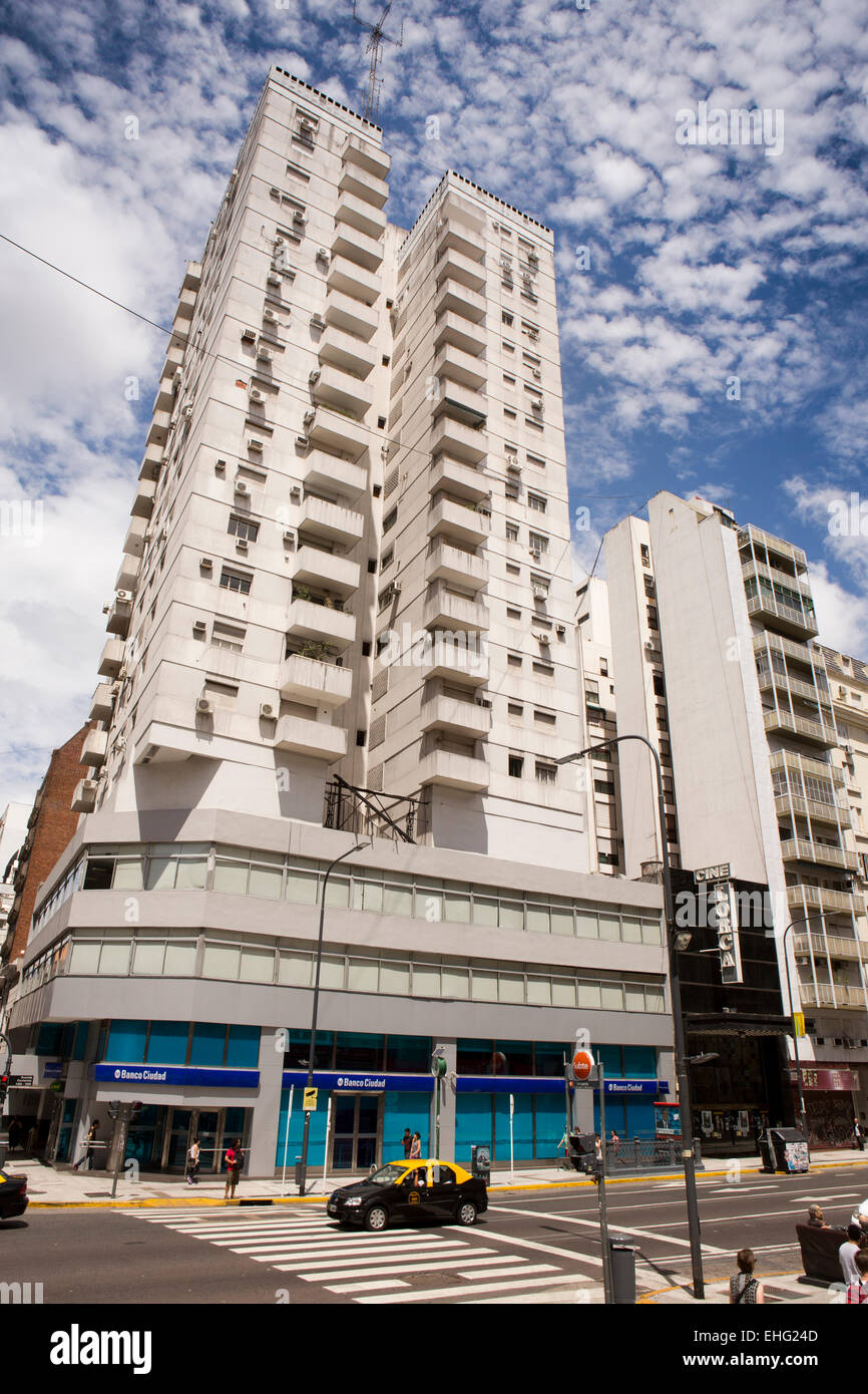 Argentina, Buenos Aires, Avenida Corrientes, Banco Cuidad building Stock Photo