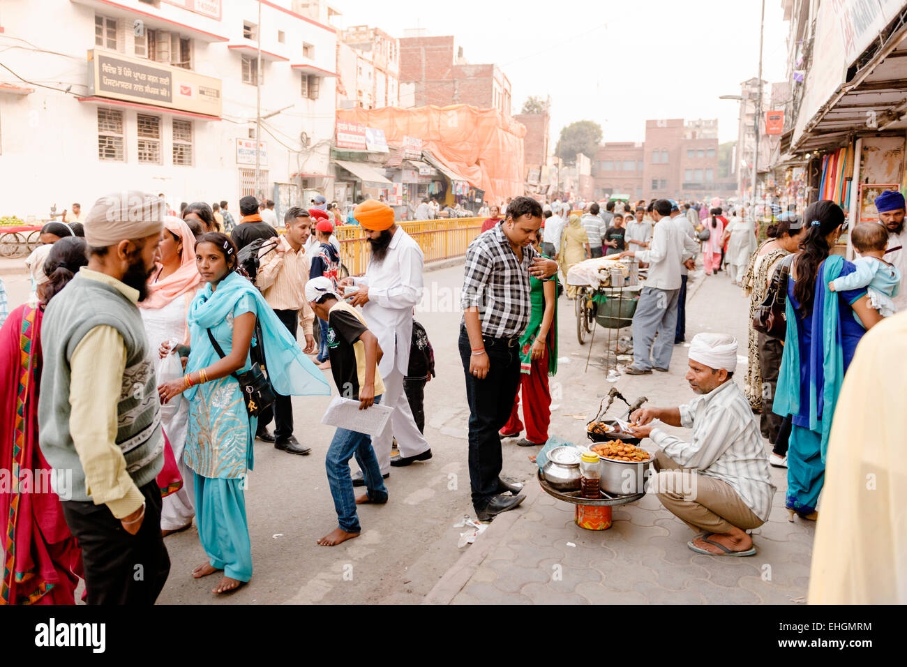 A food vendor in the busy streets of Amritsar. Stock Photo