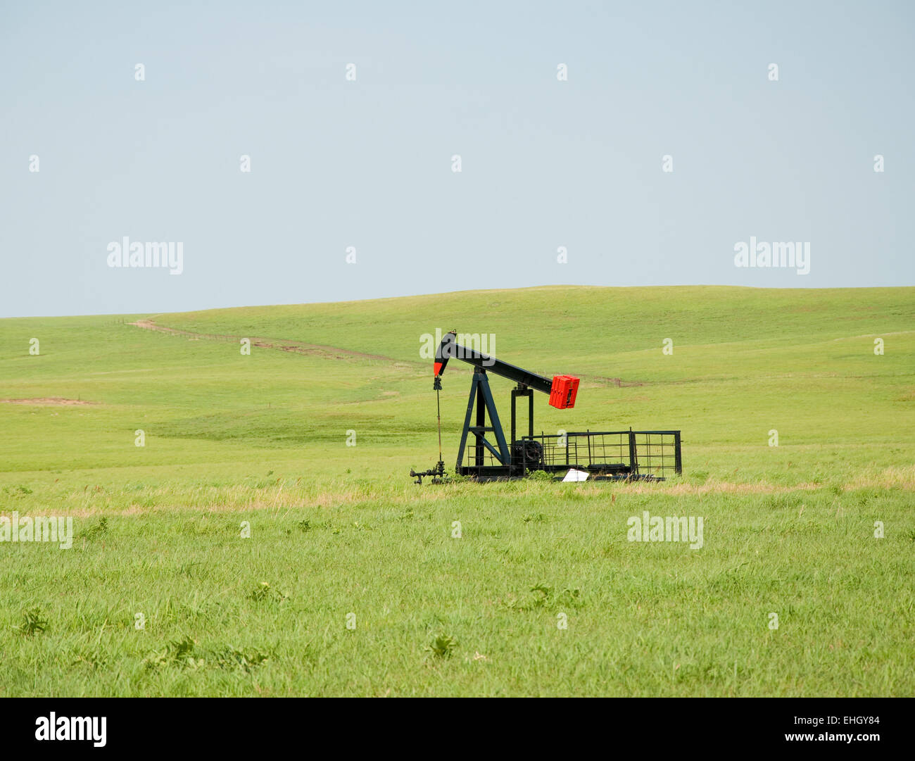Oil pump on wide open prairie Stock Photo Alamy
