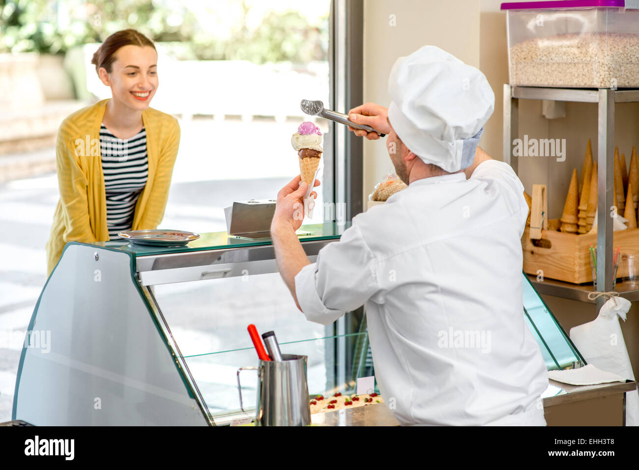 Ice cream seller Stock Photo Alamy