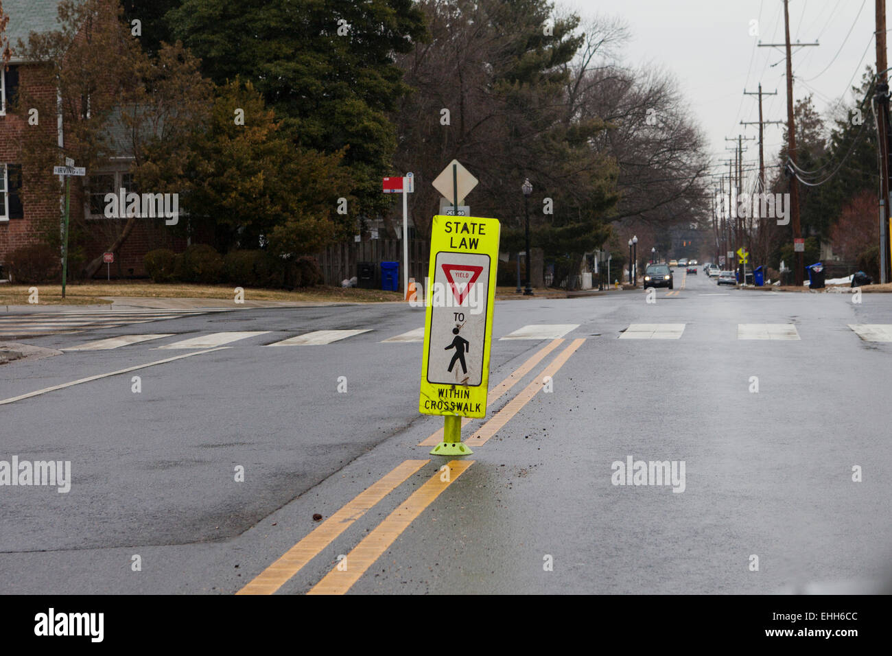Pedestrian crosswalk yield sign - Virginia USA Stock Photo