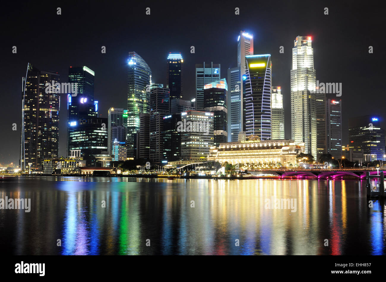 Singapur Bei Nacht Singapore At Night Stock Photo Alamy