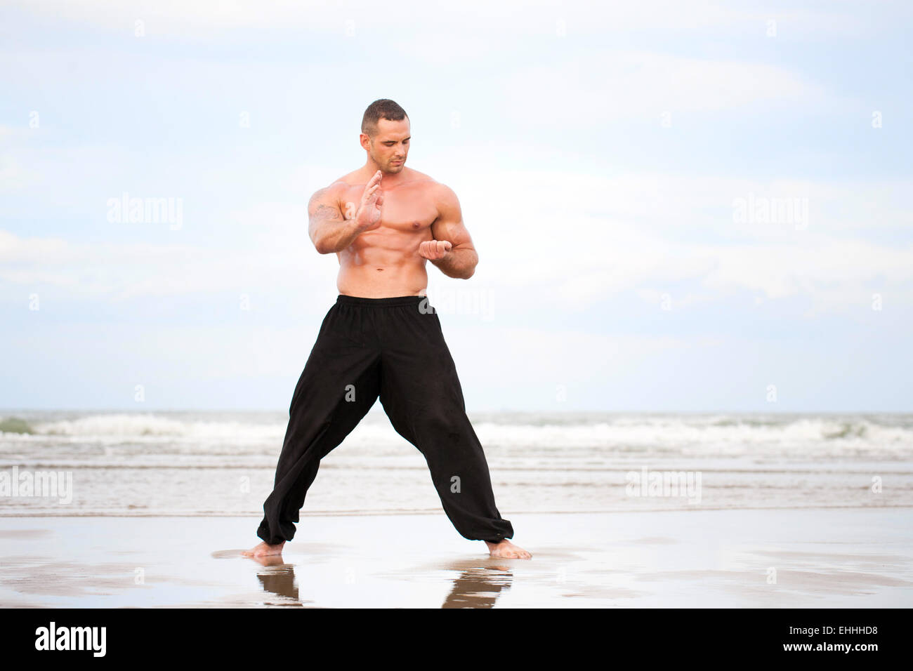 Boxing handsome muscular male hi-res stock photography and images - Alamy