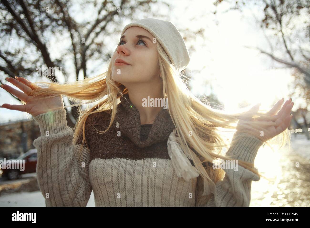 Teen blonde girl hi-res stock photography and images - Alamy