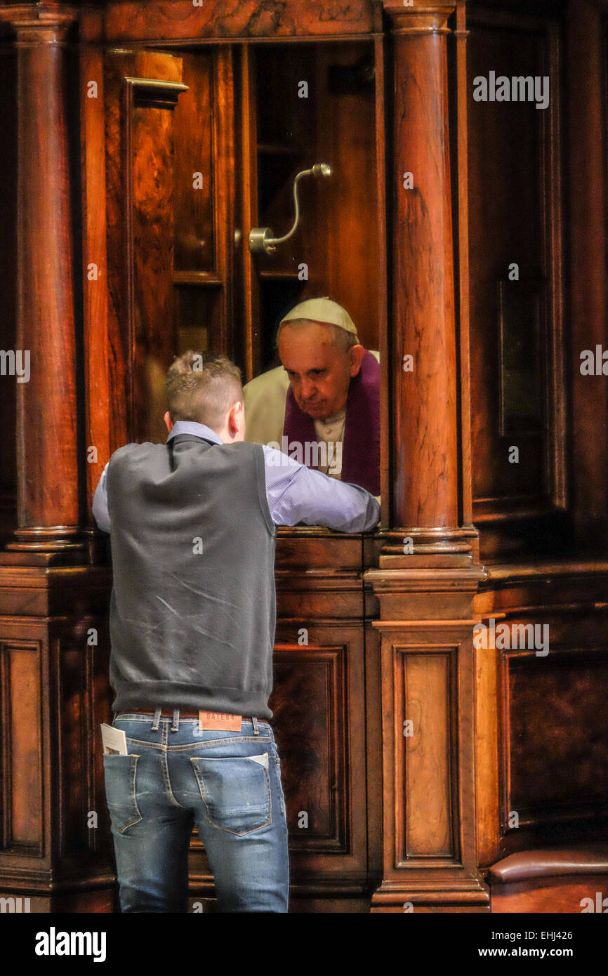 Vatican City St Peter's Basilica 13th March 2015. Celebration of Penance, and announcement Holy Year 2015-2016 -Pope Francis confession Credit:  Realy Easy Star/Alamy Live News Stock Photo