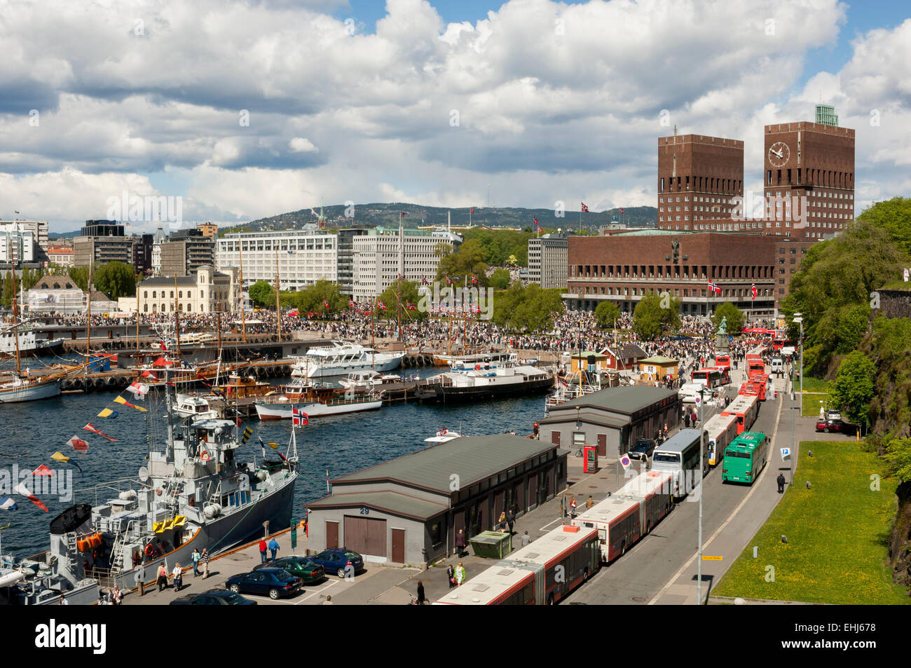 Norwegians celebrate National Day May 17th Stock Photo Alamy