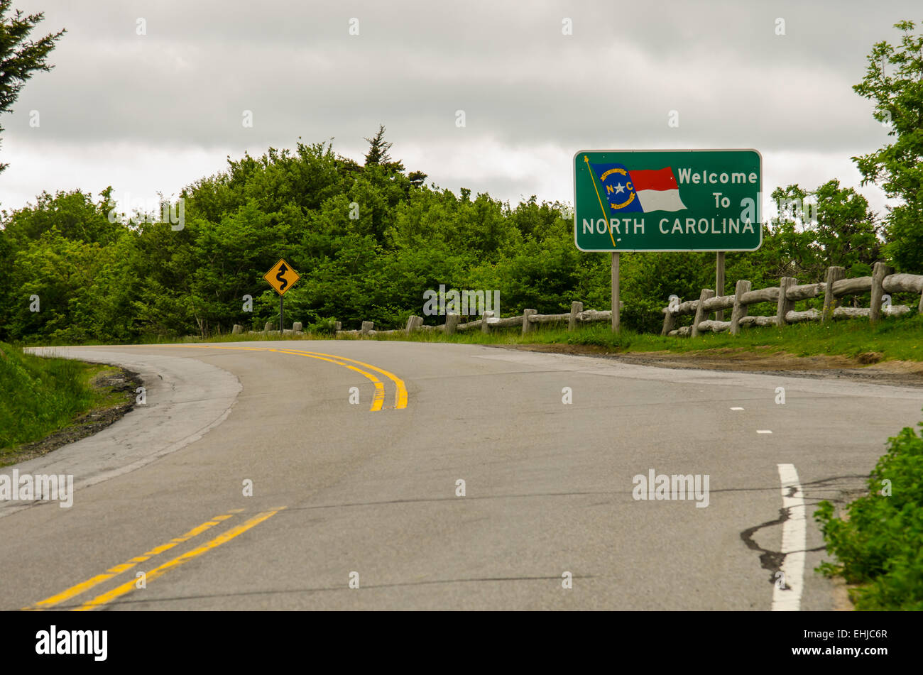 A sign welcomes motorists to North Carolina near Roan Mountain Stock Photo