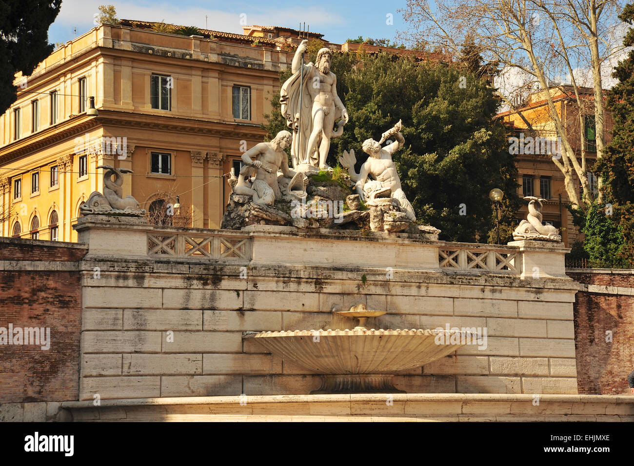 Neptunbrunnen Piazza del Popolo in Rom Stock Photo