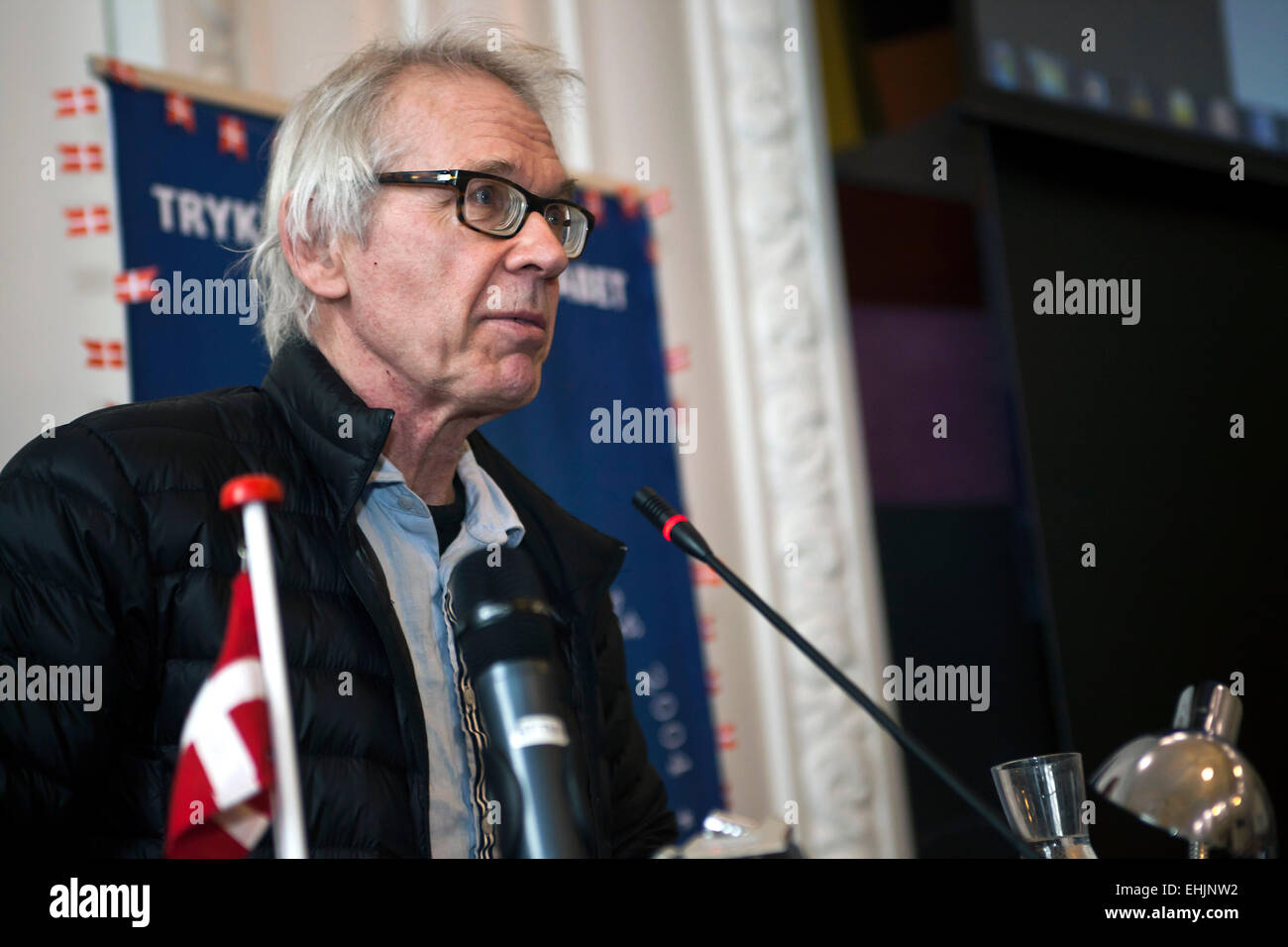 Copenhagen, Denmark, March 14, 2015: Lars Vilks, Swedish cartoonist picturing Mohammed as a dog, receives The Free Press Society’s SAPPHO award in Copenhagen. Motivation for the ward was: “Vilks brings together journalistic excellence with fearlessness and uncompromising attutude Stock Photo