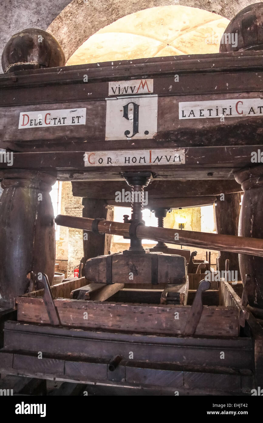 Old wine press hires stock photography and images Alamy