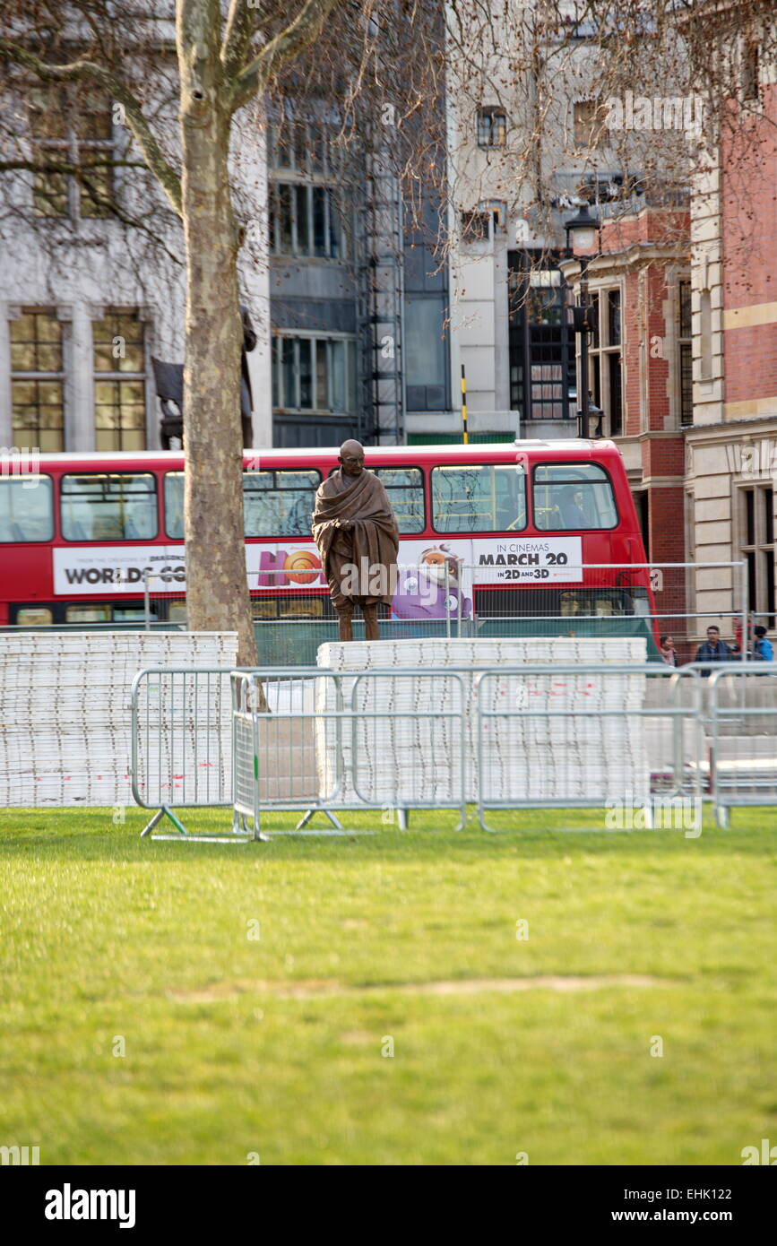 London,UK, 14th March 2015 : Parliament Square on March 13, 2015 for the unveiling of a bronze statue of Mahatma Gandhi. The unveiling will mark 100 years since Gandhi returned to India from South Africa to begin his struggle for independence. A ceremony attended by Prime Minister David Cameron will be held on Saturday. Photo by See Li Stock Photo