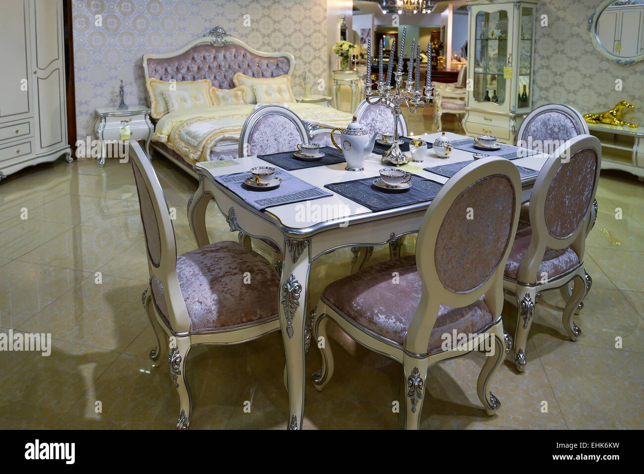Dining table and chairs in living room Stock Photo - Alamy