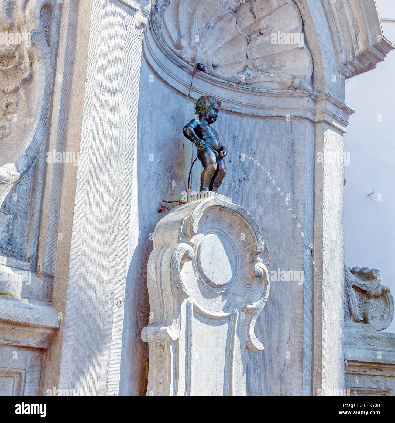 Manneken Pis Fountain (1619), created by Jerome Duquesnoy, Brussels, Belgium Stock Photo