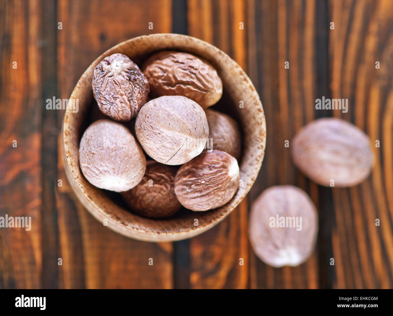 Cut in half nutmeg hires stock photography and images Alamy