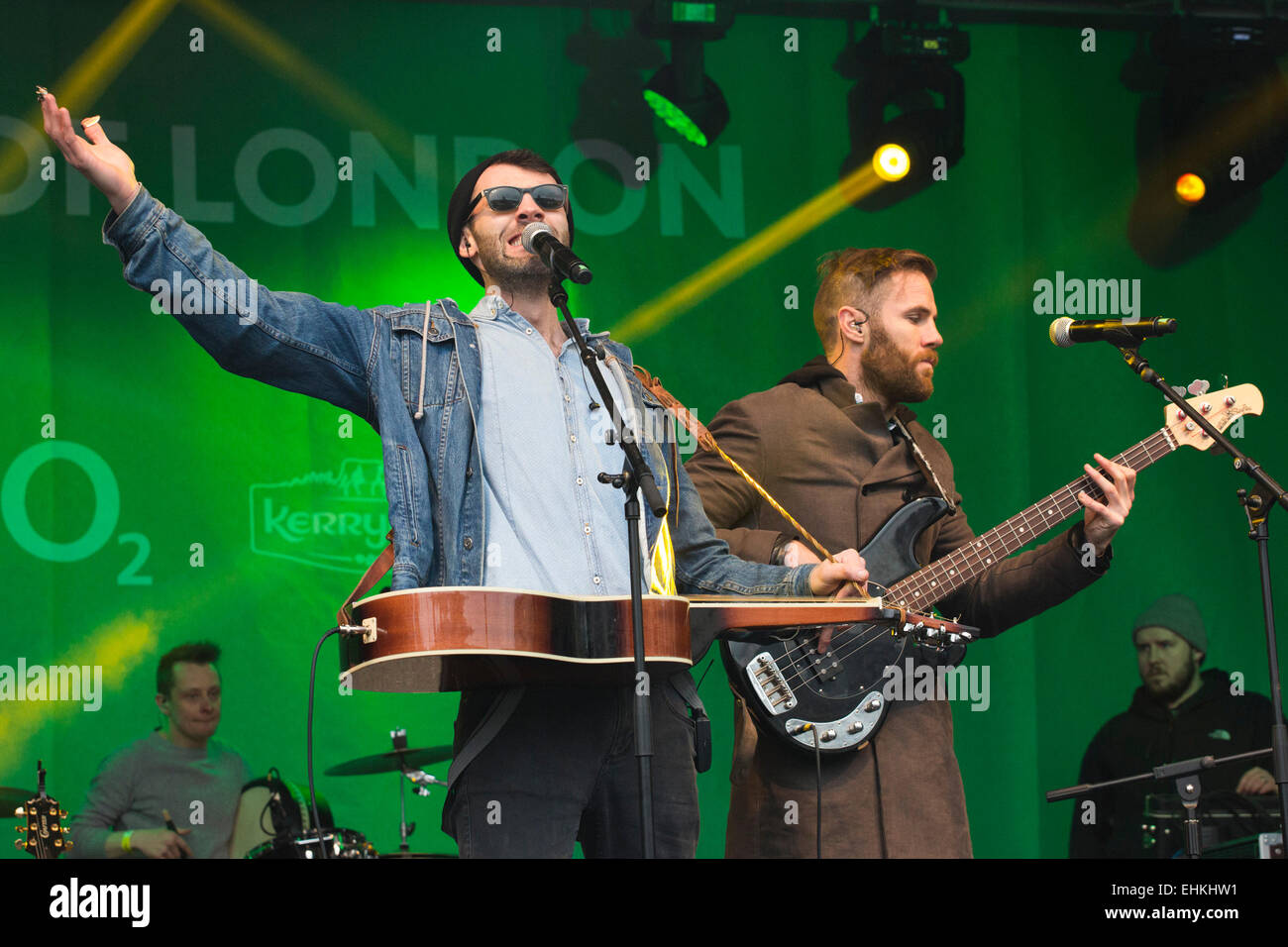 Folk rock hires stock photography and images Alamy