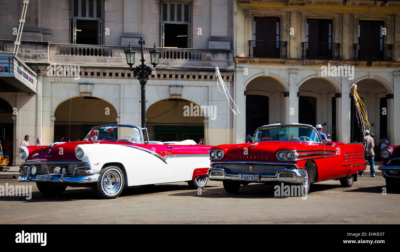 Classic car on the Paseo de Marti, Havana, Cuba Stock Photo