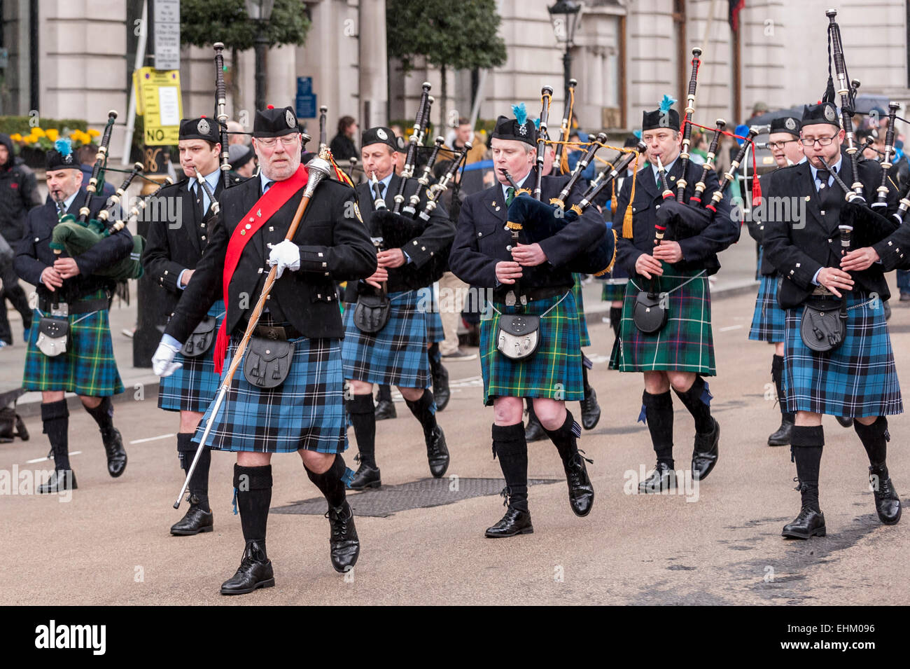Irish Pipe Band High Resolution Stock Photography and Images Alamy