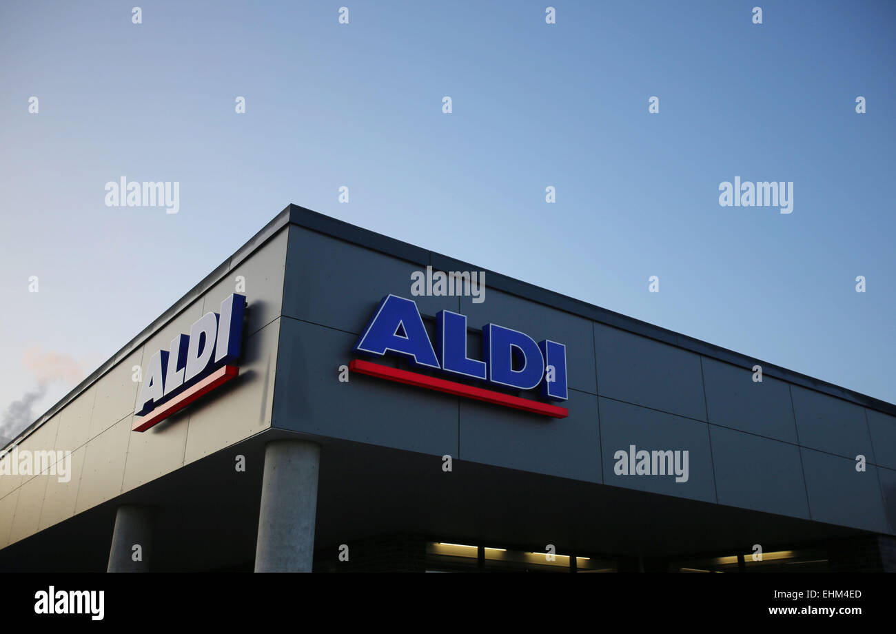 Velbert, Germany. 13th Mar, 2015. The word 'Aldi' lit up on an Aldi